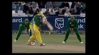 Makhaya Ntini 622 vs Australia 2nd ODI 2006 [upl. by Hadwin87]